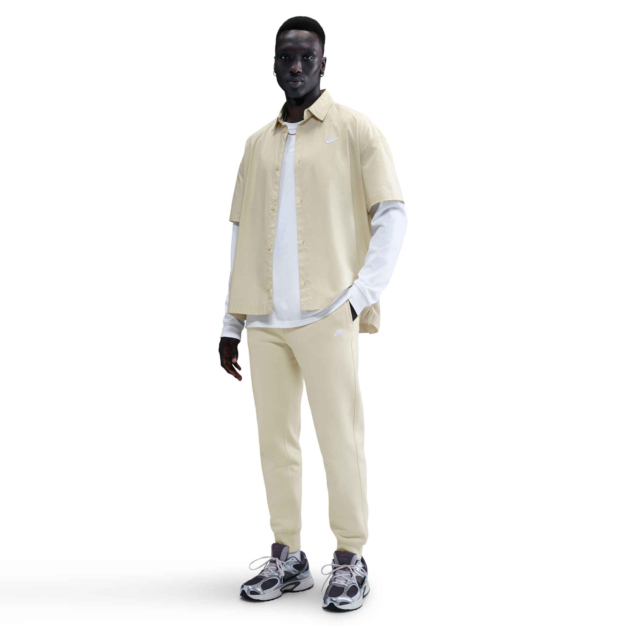 M NK CLUB BB JOGGER LT KHAKI/CARGO KHAKI/SUMMIT WH 1