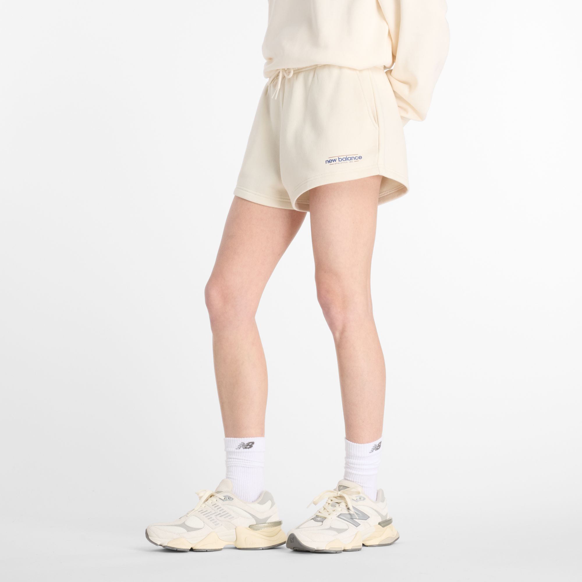 Reimagined Fleece Short Beige 2