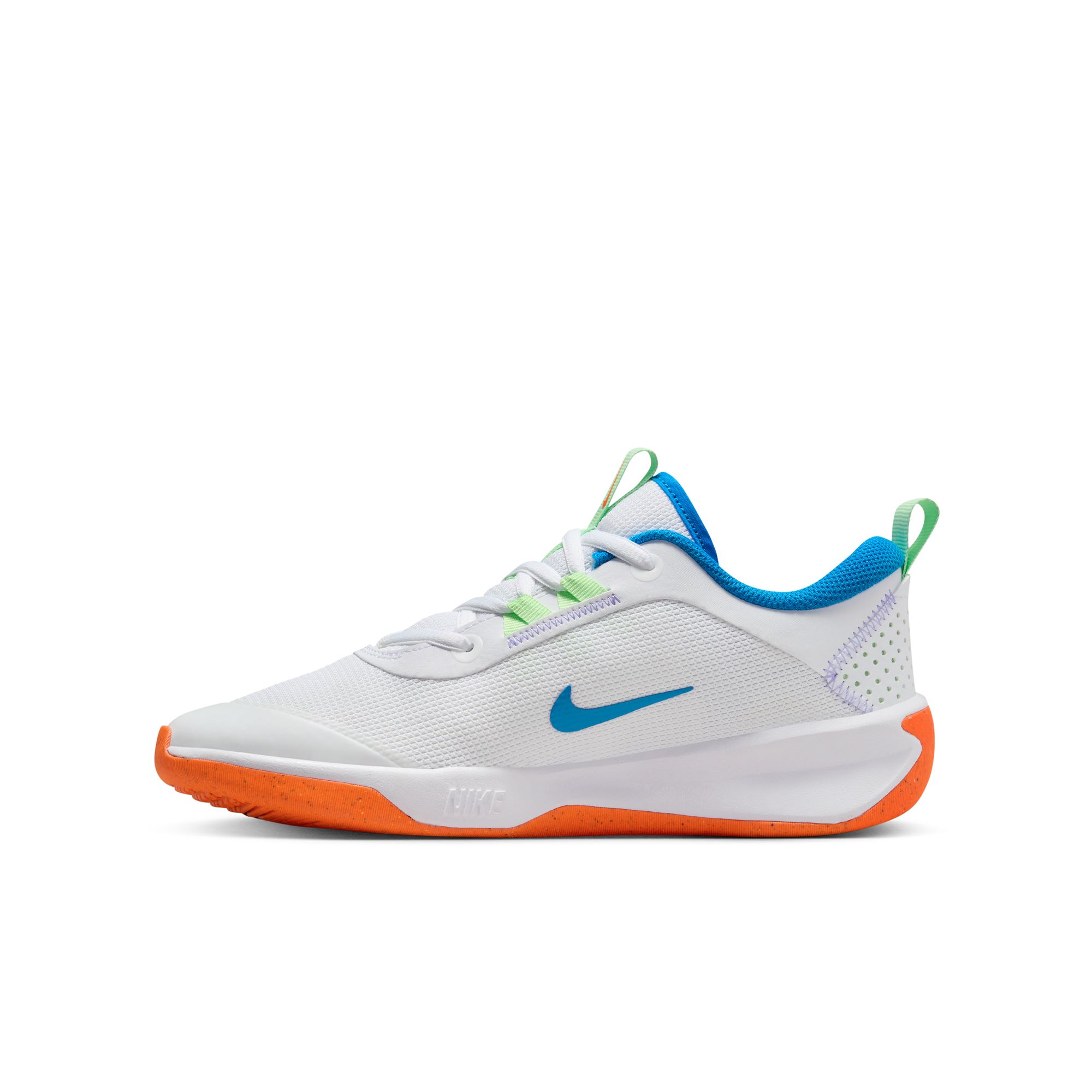 NIKE OMNI MULTI-COURT (GS) 3