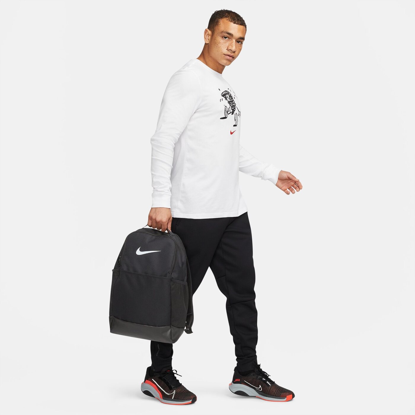 NK BRSLA M BKPK - 9.5 (24L) 010 BLACK/BLACK/WHITE 4