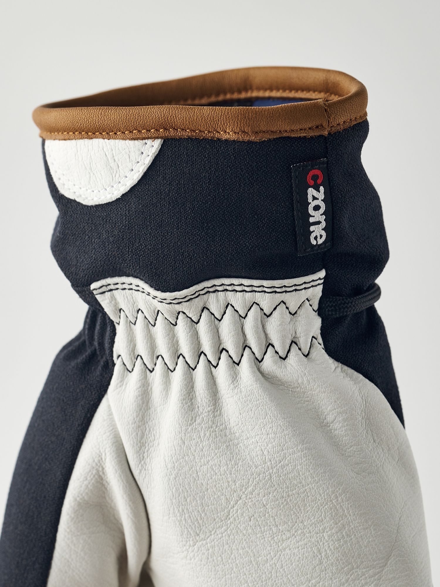 Voss CZone Mitt Black/Cork 6